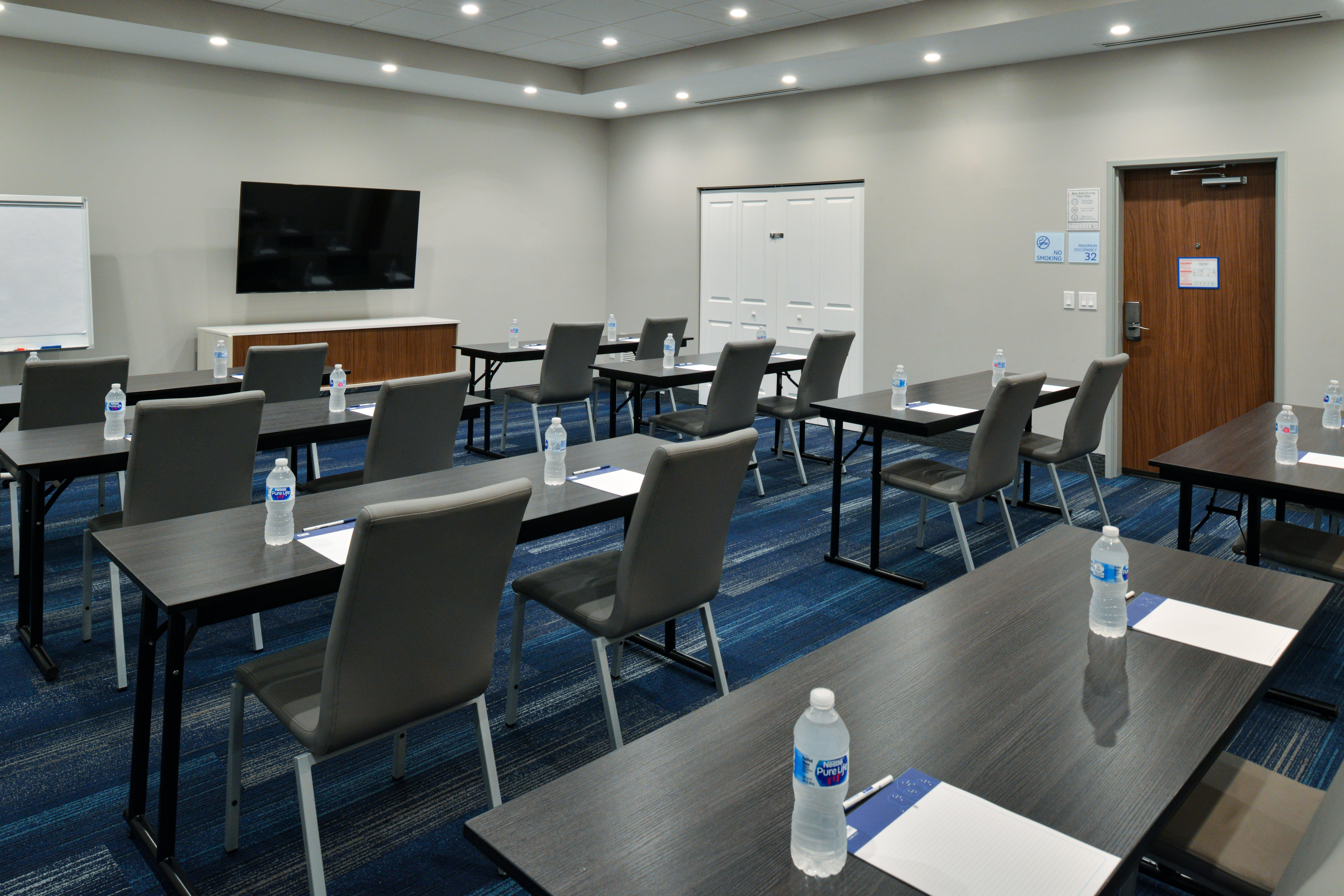 Holiday Inn Express Orlando - South Park By Ihg Williamsburg Экстерьер фото