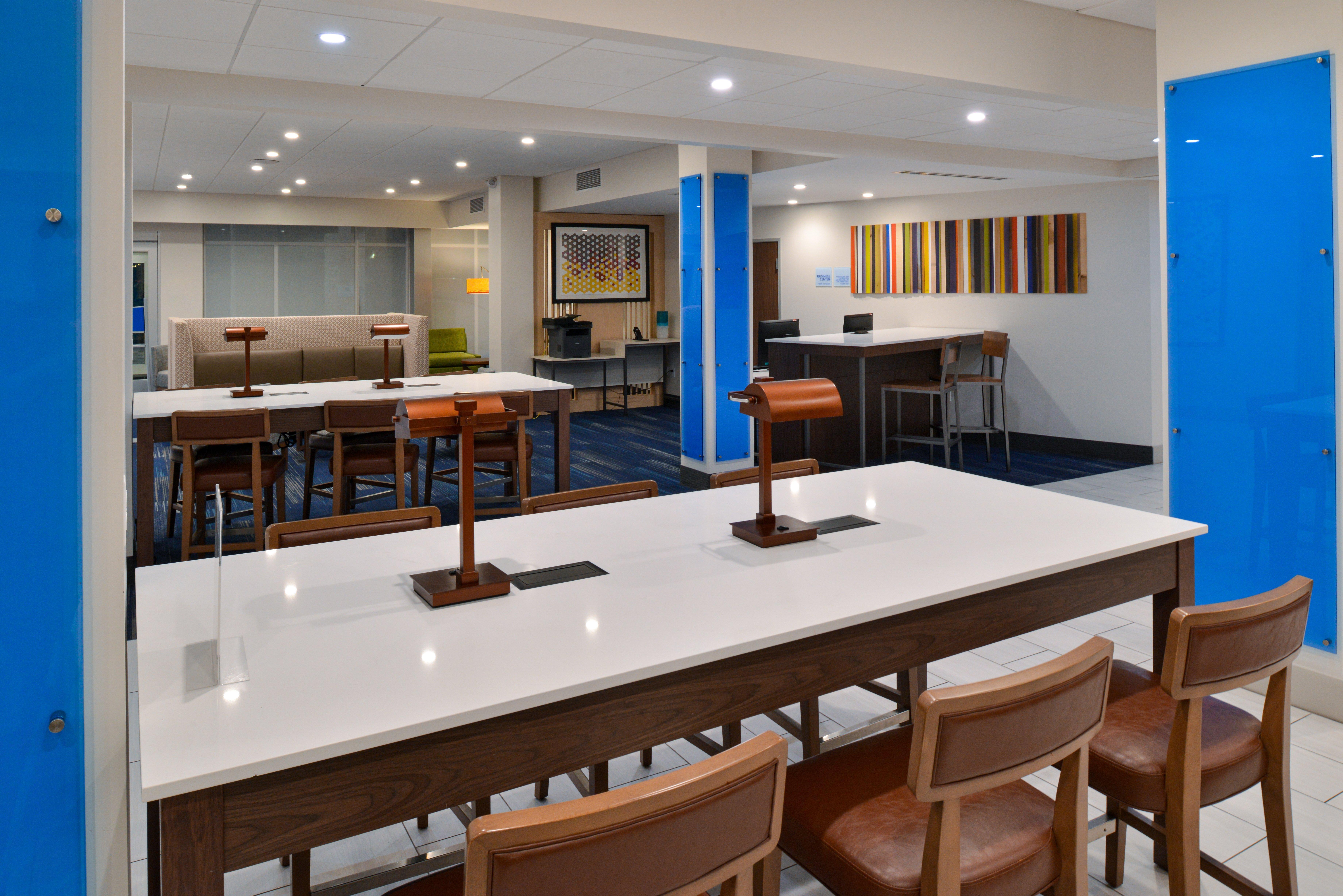 Holiday Inn Express Orlando - South Park By Ihg Williamsburg Экстерьер фото