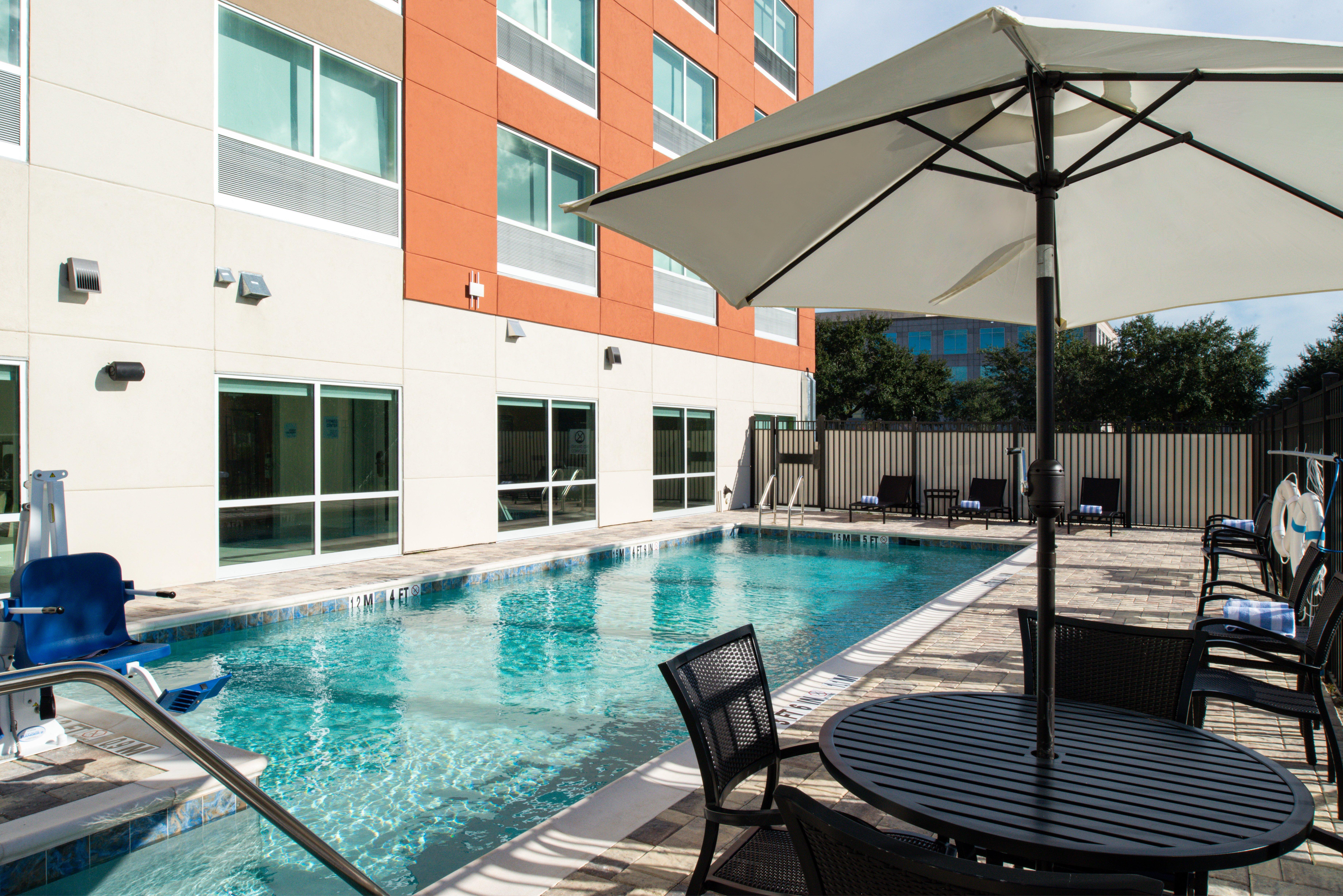 Holiday Inn Express Orlando - South Park By Ihg Williamsburg Экстерьер фото