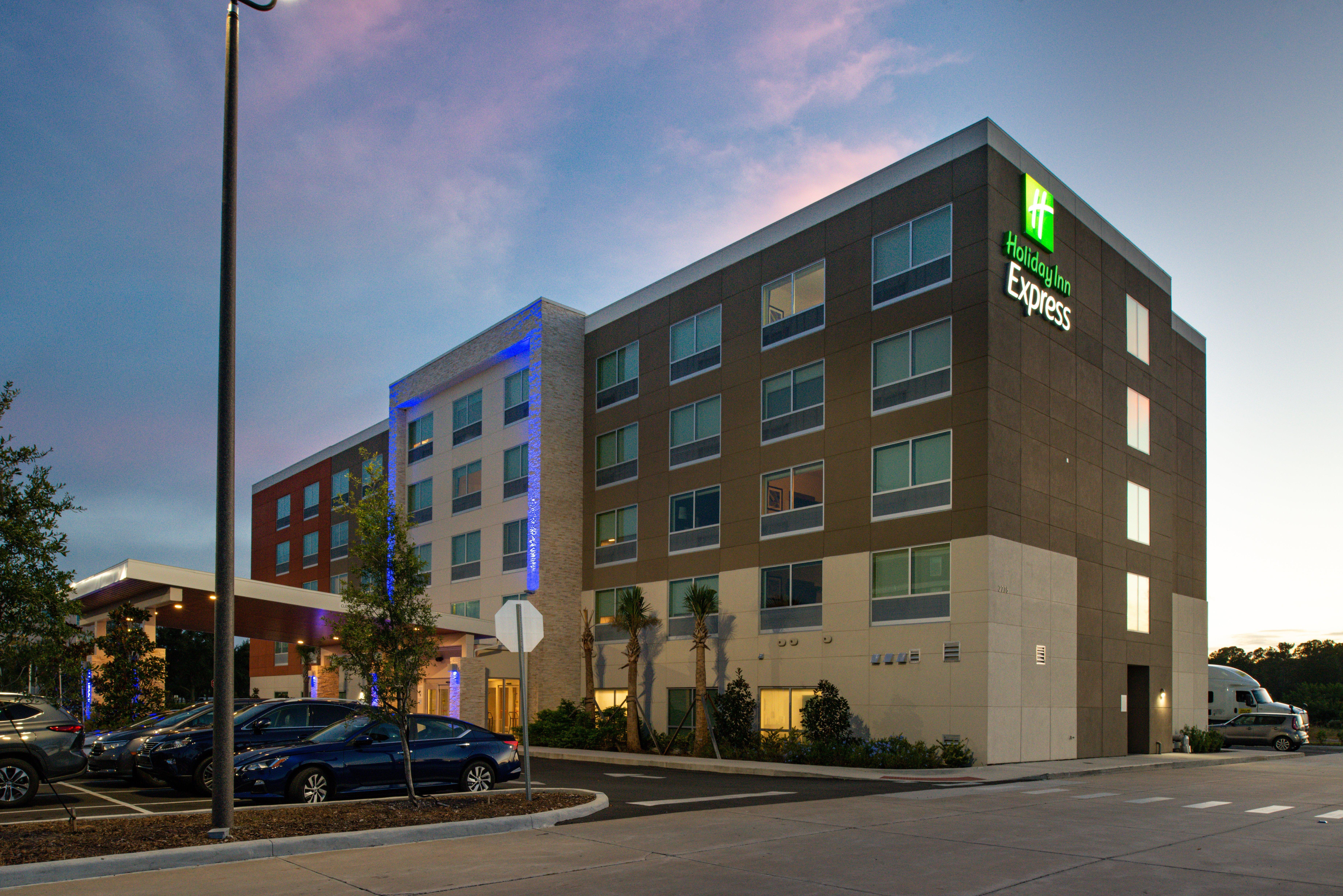 Holiday Inn Express Orlando - South Park By Ihg Williamsburg Экстерьер фото